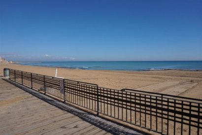 Вторичная недвижимость - квартира - Torrevieja - La Mata