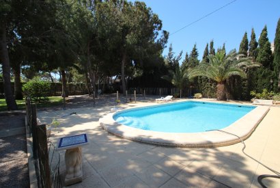 Sale - Villa - Orihuela costa - Cabo Roig