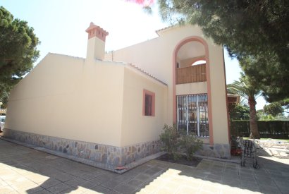 Sale - Villa - Orihuela costa - Cabo Roig