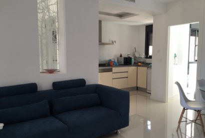 Вторичная недвижимость - квартира - Orihuela costa - La Zenia