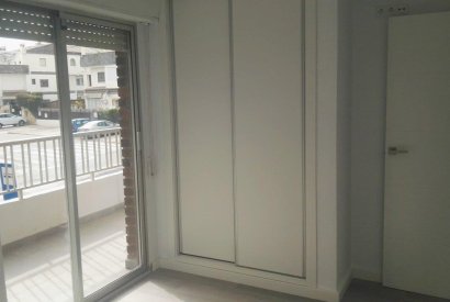 Вторичная недвижимость - квартира - Torrevieja - Punta Prima