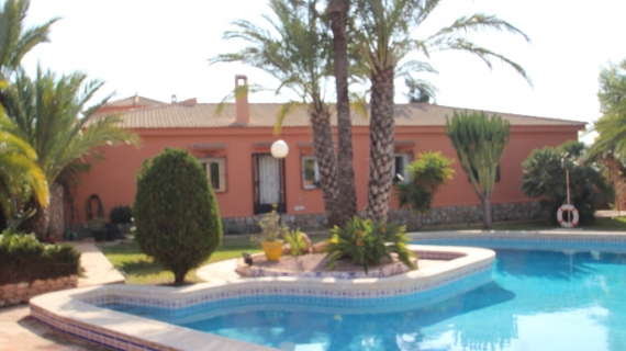Дом - Вторичная недвижимость - Torrevieja - La Siesta - El Salado - Torreta