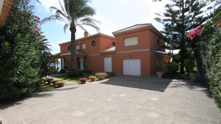 Villa - Sale - Orihuela costa - Cabo Roig