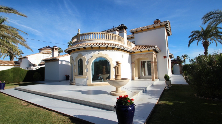 Villa - Sale - Orihuela costa - Cabo Roig