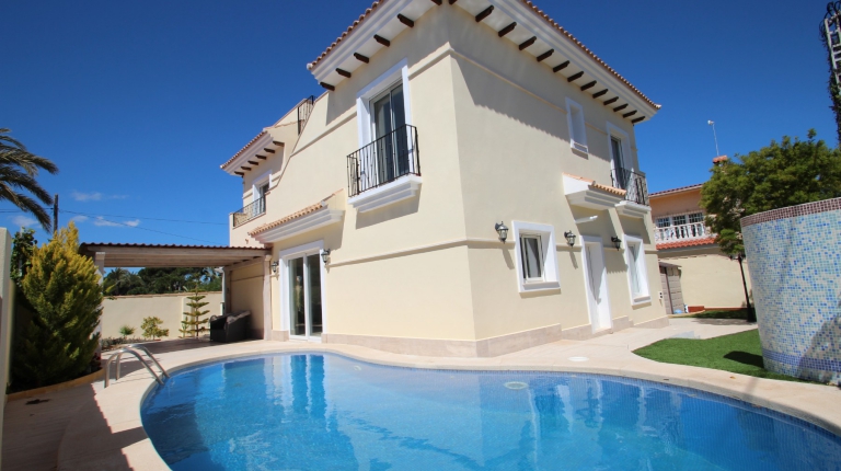 Villa - Sale - Orihuela costa - Cabo Roig