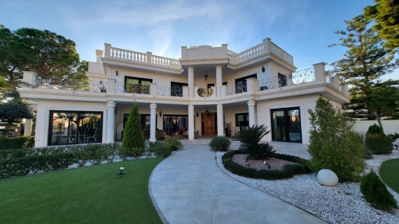 Villa of luxury - Sale - Orihuela costa - Dehesa de Campoamor