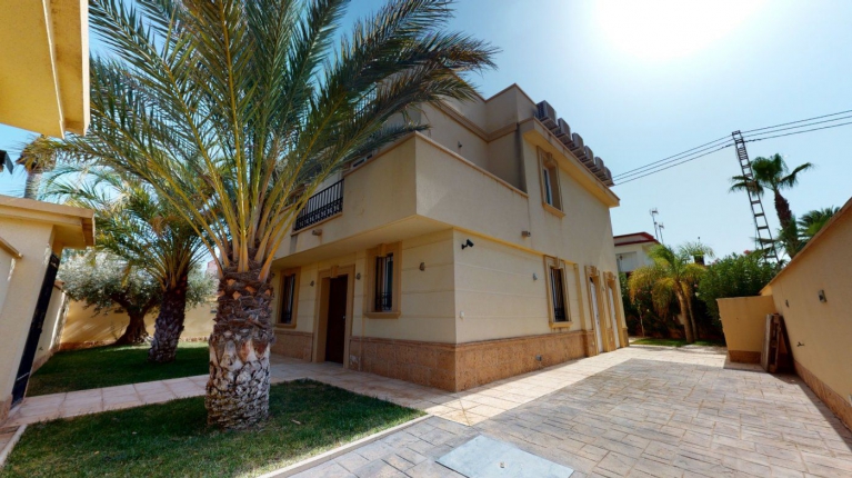 Villa - Sale - Orihuela costa - Cabo Roig