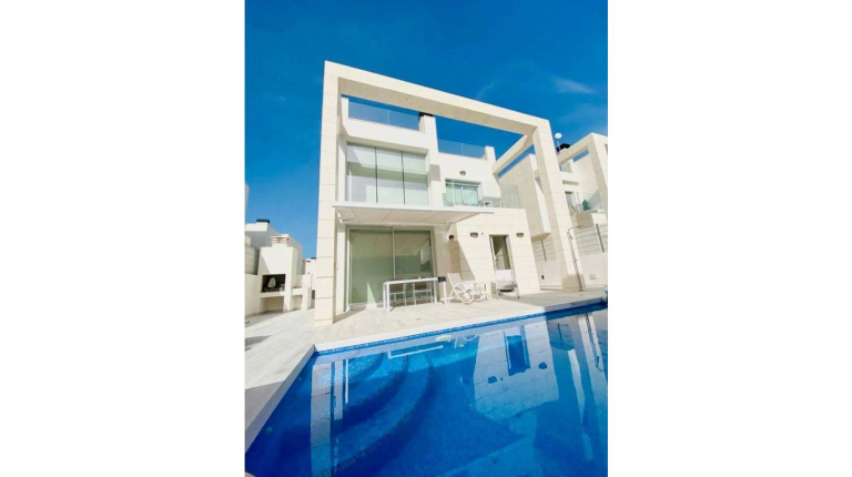 Villa - Sale - Orihuela costa - Cabo Roig