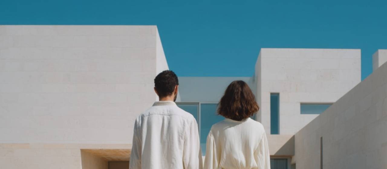 <strong>Продавайте</strong> с нами